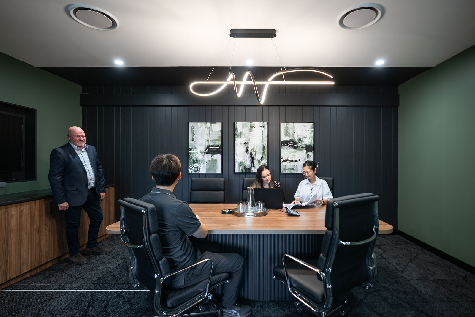 Thread-Capital_3